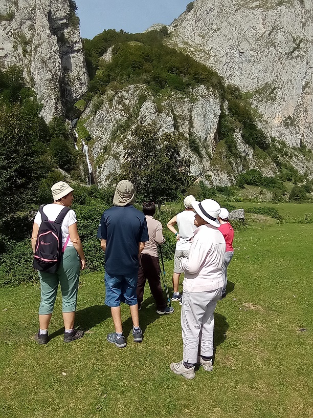 Une randonnée au plateau de Sanchèse près de Lescun