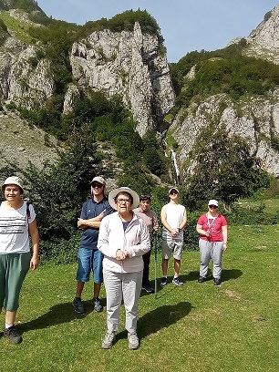 Une randonnée au plateau de Sanchèse près de Lescun