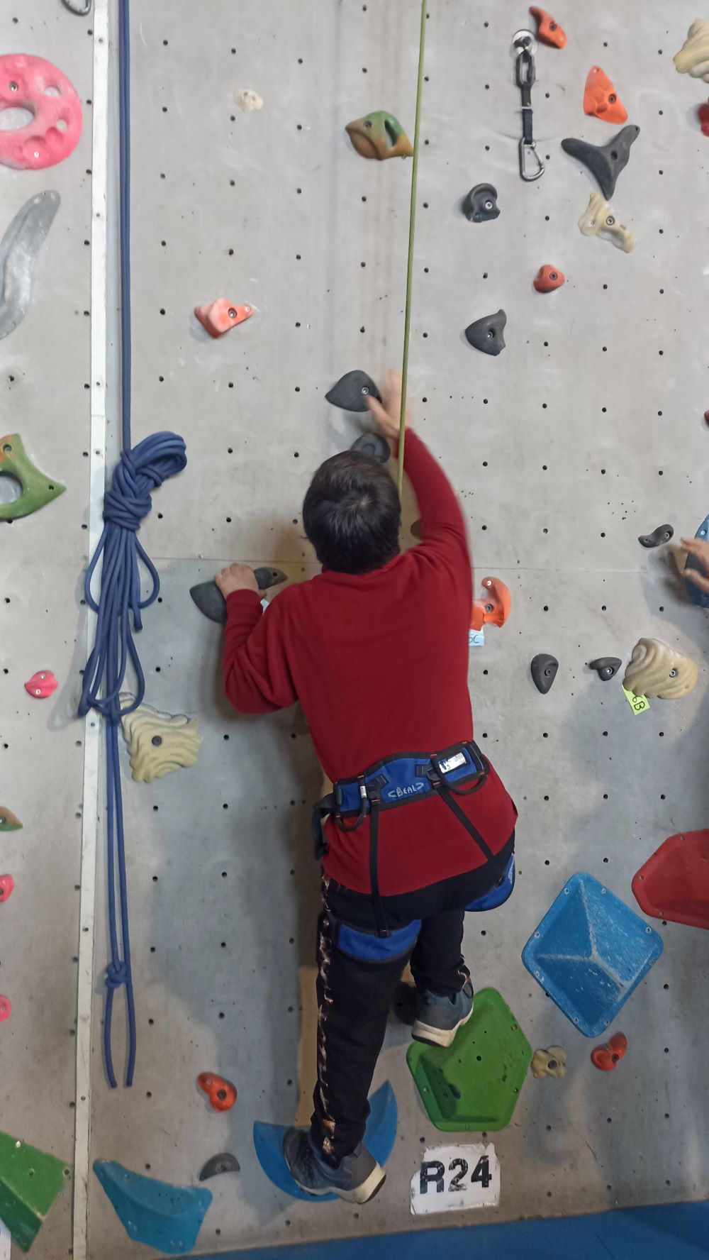 Huit résidents de notre établissement relèvent le défi de l’escalade à Oloron Ste Marie